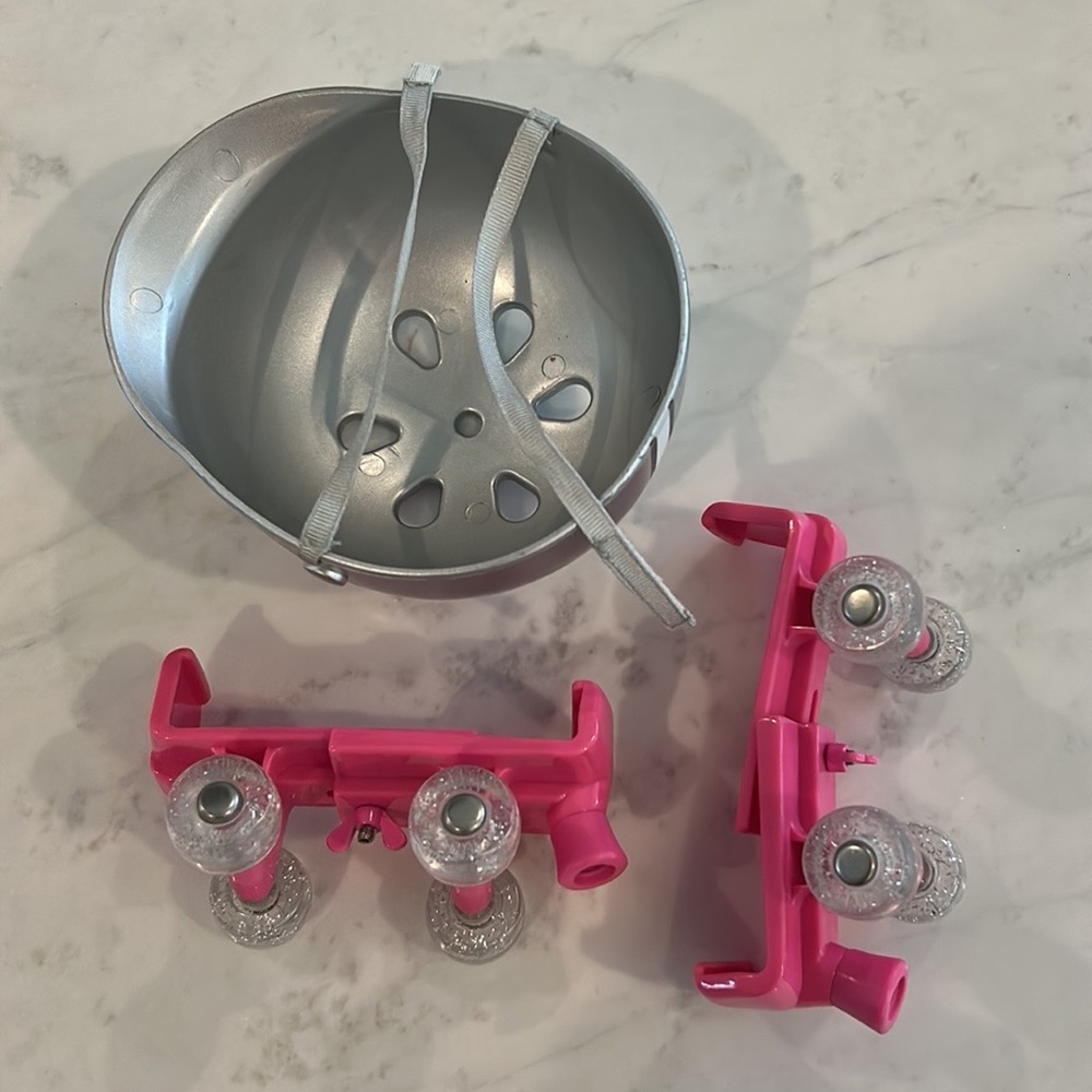 Build-A-Bear Workshop Pink Roller Skates and Helmet